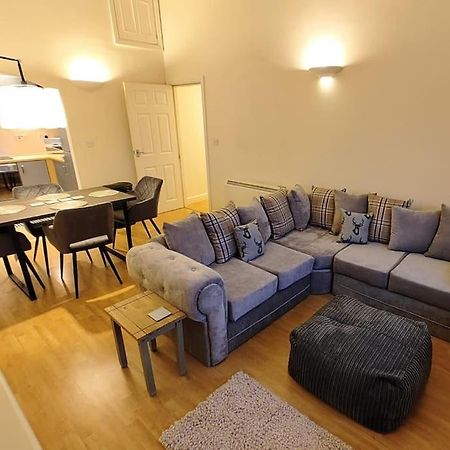 Cosy Central Modern Apartment Nantwich Kültér fotó