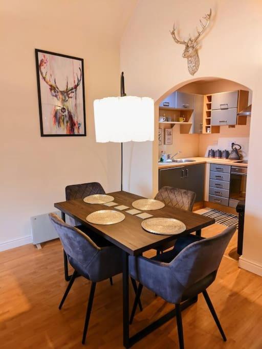 Cosy Central Modern Apartment Nantwich Kültér fotó