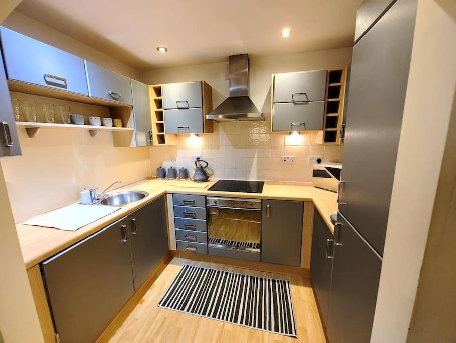 Cosy Central Modern Apartment Nantwich Kültér fotó