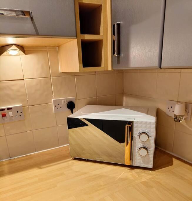 Cosy Central Modern Apartment Nantwich Kültér fotó